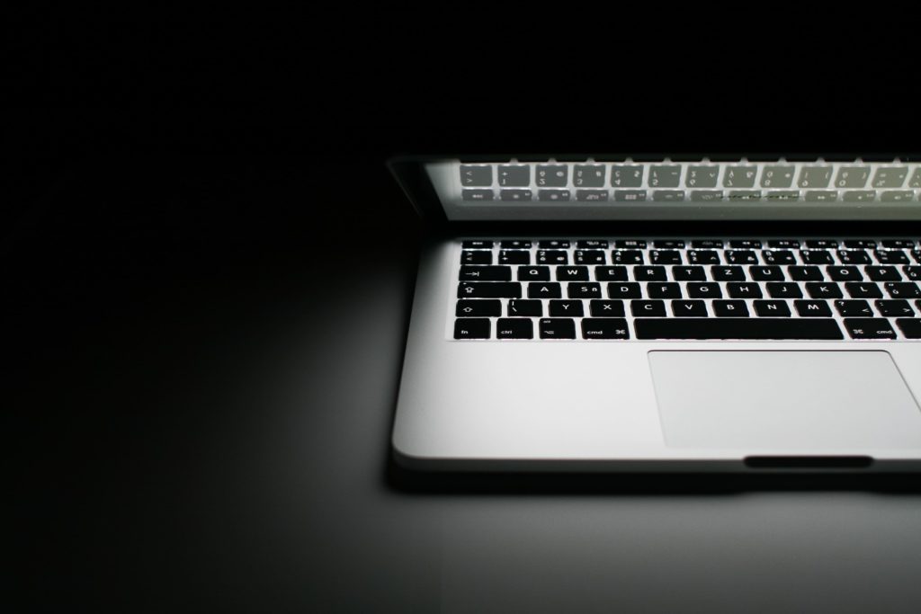 【ブログで使うパソコン】Macのスペックはどれが最適?